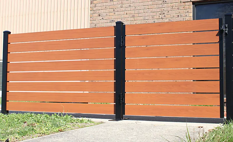 Double driveway gate with horizontal wood-grain panels